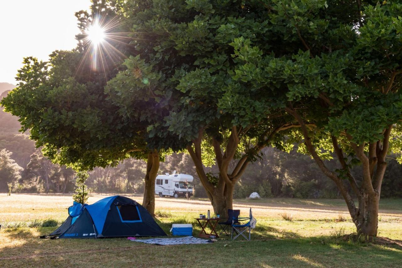 Russell-Orongo Bay Holiday Park Екстериор снимка
