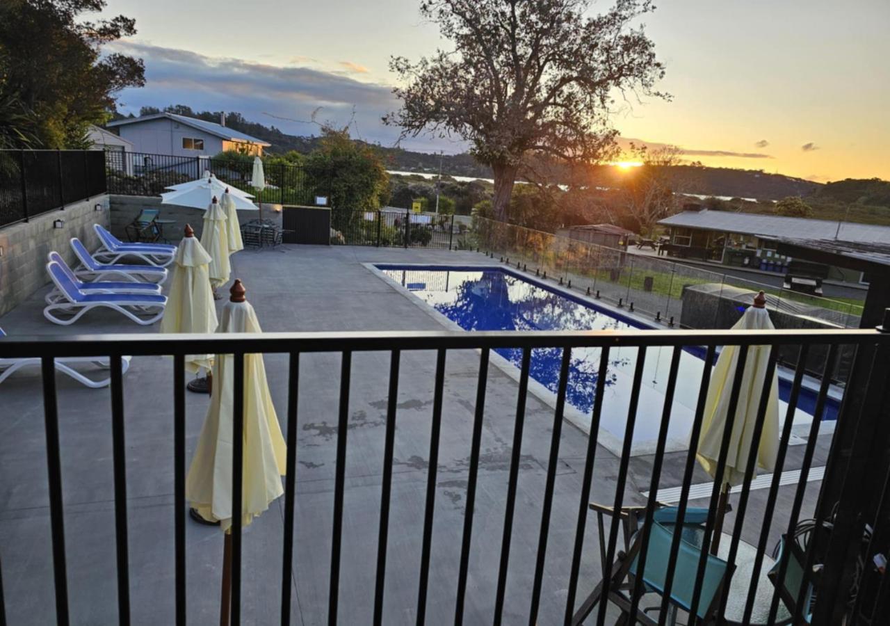 Russell-Orongo Bay Holiday Park Екстериор снимка